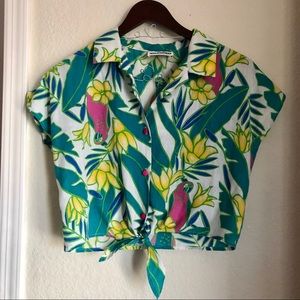 Vintage Parrot crop Tropical shirt